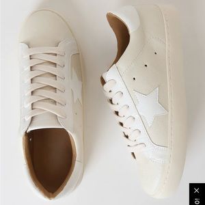 Lulus Landry Sneaker